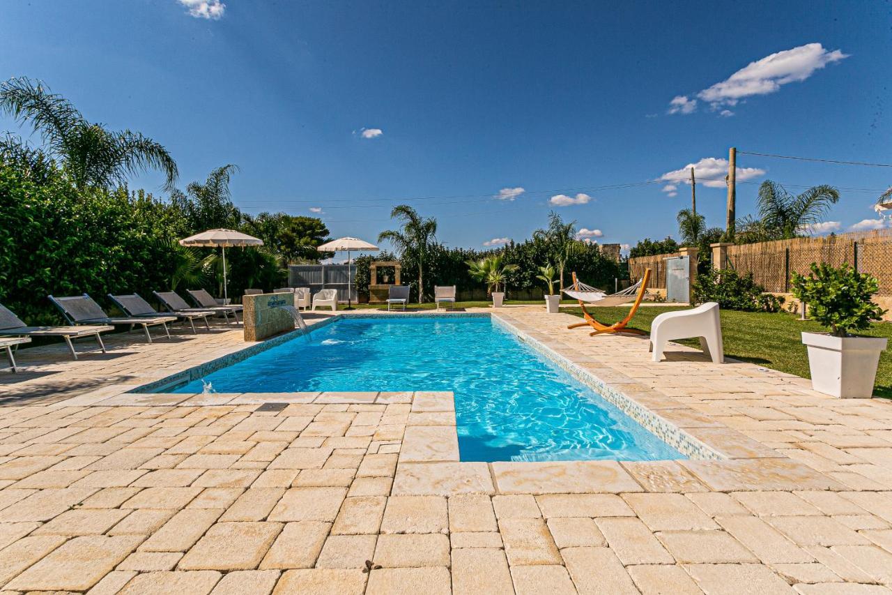 Resort Almaredamarra Con Piscina E Idromassaggio Sul Mare Torre San Giovanni Ugento Exteriör bild