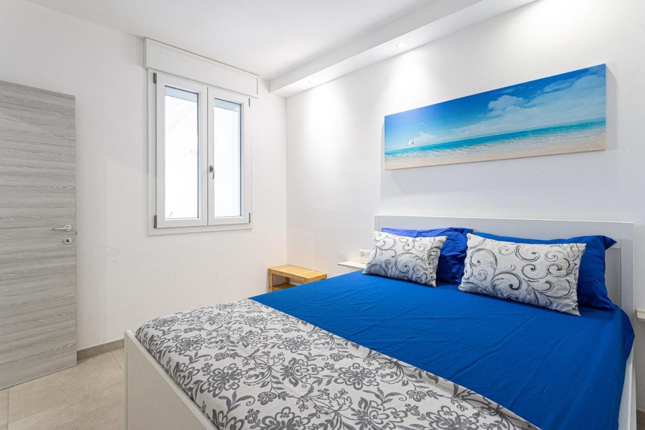 Resort Almaredamarra Con Piscina E Idromassaggio Sul Mare Torre San Giovanni Ugento Exteriör bild