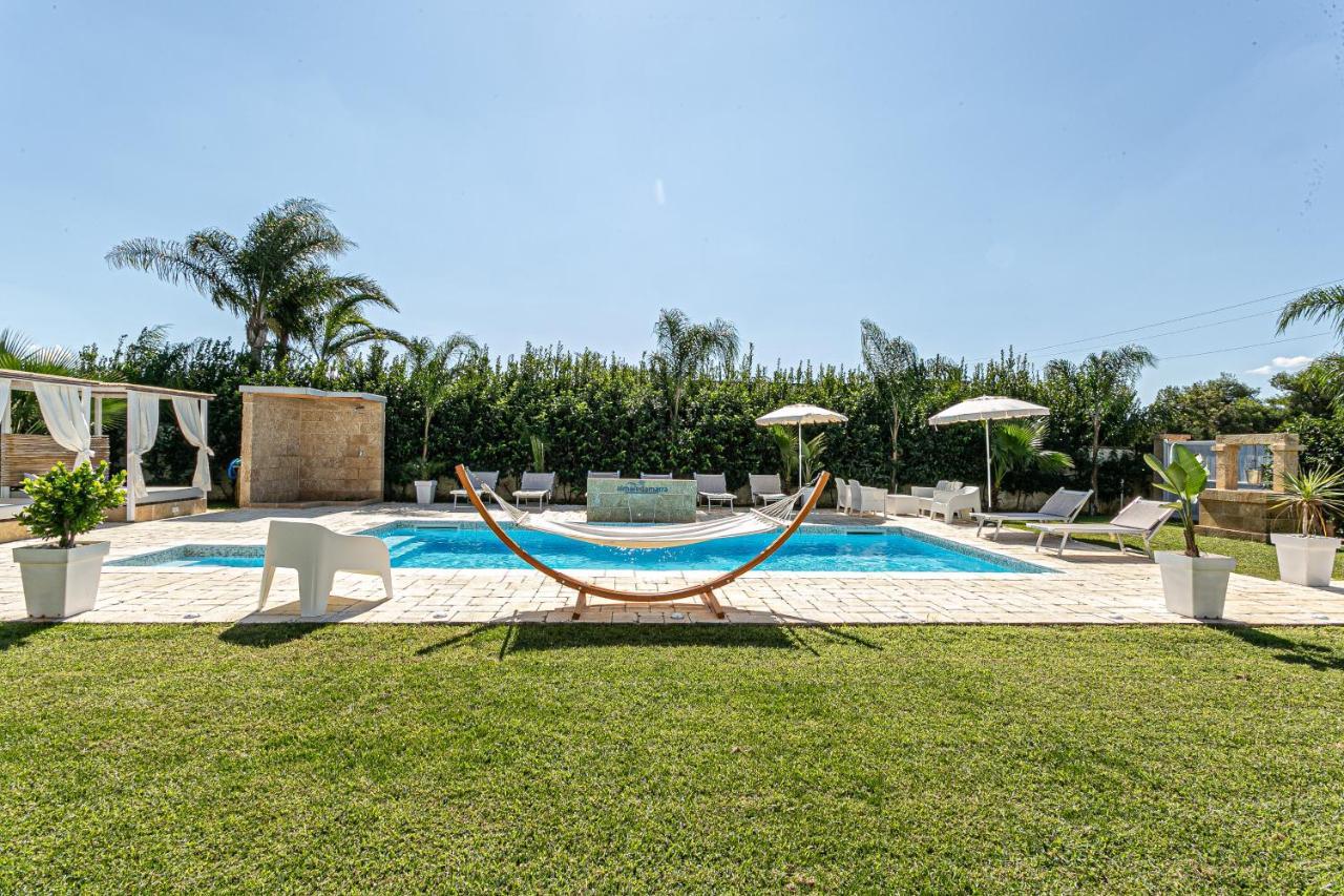 Resort Almaredamarra Con Piscina E Idromassaggio Sul Mare Torre San Giovanni Ugento Exteriör bild